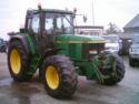 John Deere 6810