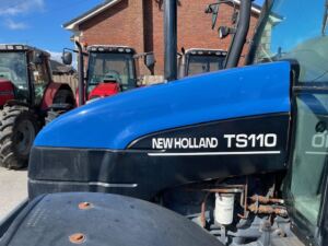 New Holland TS110