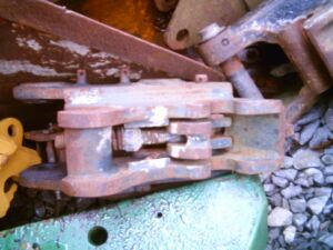 New & Used Digger Quick Hitches