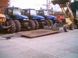 Hydraulic Flat Trailer