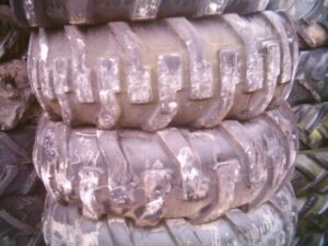 Part Worn 19.5LR x 24 Tyres