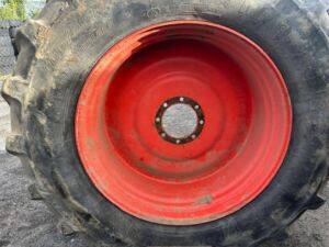 Michelin 900/50R42 8 Stud Wheels