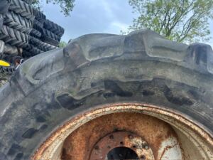 Michelin 900/50R42 & 710/55R30 10 Stud Wheels
