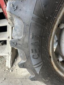 MF 320/85R32 (12.4R32) Wheels