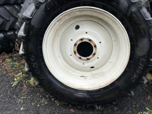 Full Set NH Wheels - 540/65R38 & 440/65R28