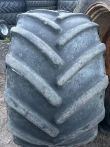 Michelin 900/50R42 & 710/55R30 10 Stud Wheels