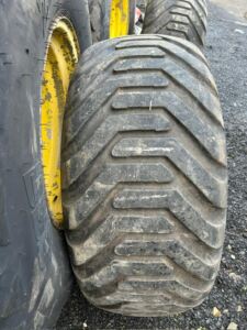 Full Set JD Grass Wheels - 23.1-26 & 500/60x22.5