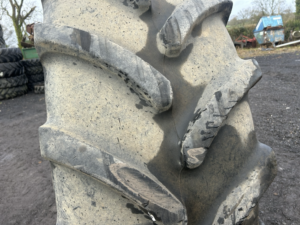 Full Set JD Wheels - 580/70R42 & 480/70R30