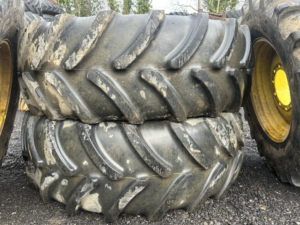 Full Set JD Wheels - 580/70R42 & 480/70R30