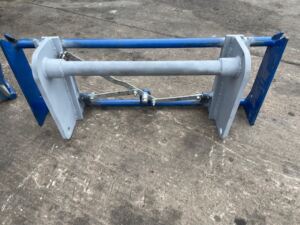 Adaptors - Manitou or Pin & Cone To Euro