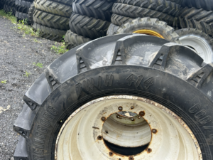 Trelleborg 600/55x30.5 NH 8 Stud Wheels