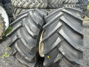 Trelleborg 600/55x30.5 NH 8 Stud Wheels