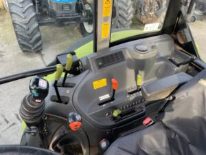 Claas 340 Axos CX With MX T8 Loader