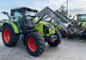 Claas 340 Axos CX With MX T8 Loader