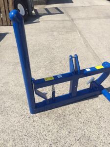 New Adjustable Width Bale Lifter