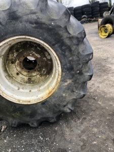 Goodyear 800/65R32 Wheels