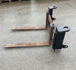 Adjustable Pallet Forks