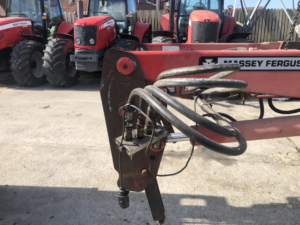 MF 876 (Quicke Q760)