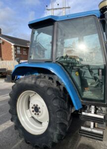 New Holland TS100