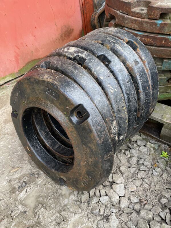New Holland/Case (CNH) Rear Wheel Weights Products Gribben Tractors